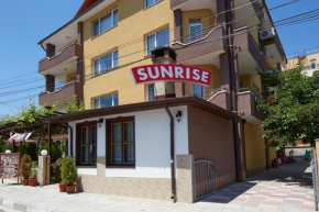 Hotel Sunrise  Равда